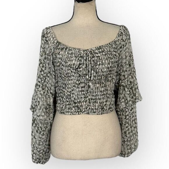 MISA Los Angeles Helaine Floral Top Women's XS Beige Green Long Tiered Sleeve - Picture 3 of 11